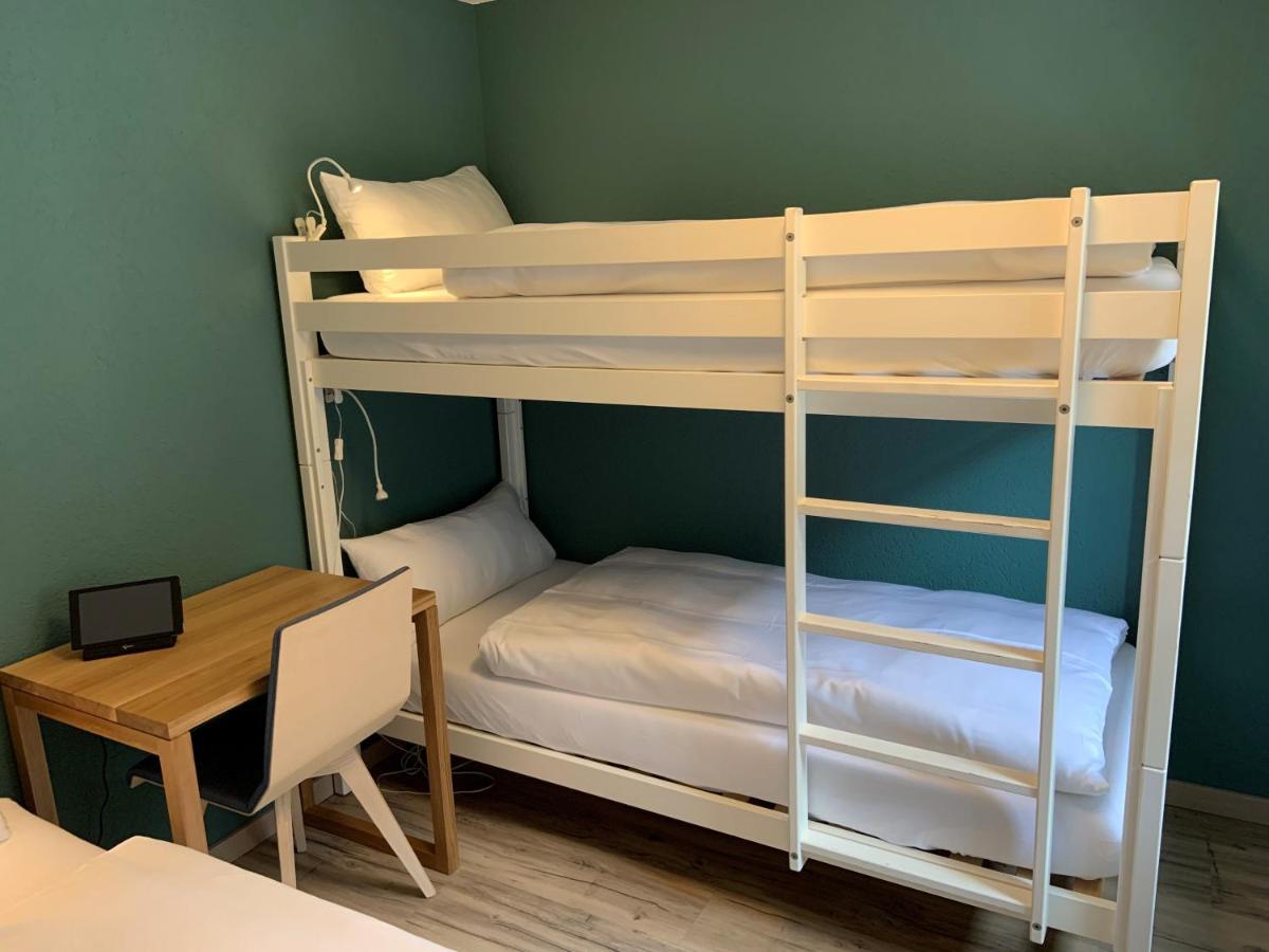 5Th Floor Basic Rooms - Shared Bathrooms Interlaken Ngoại thất bức ảnh